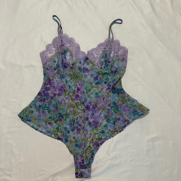 Victoria’s Secret Vintage Y2K spring summer floral bodysuit - Picture 1 of 4